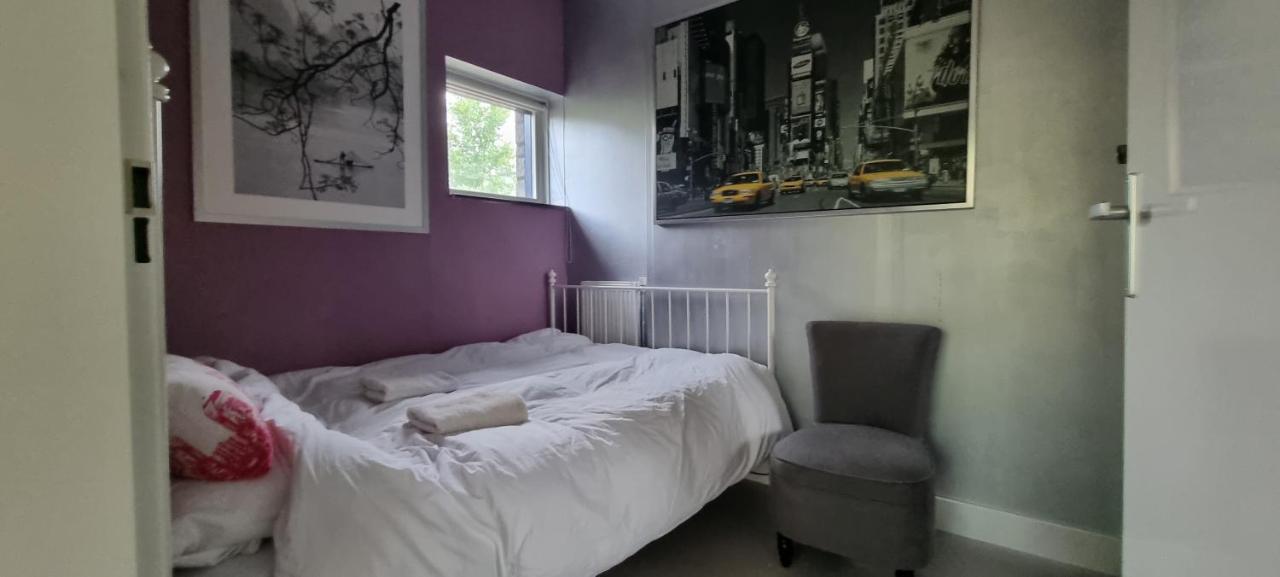 Lovely 1 Bedroom With Garden Apartamento Amesterdão